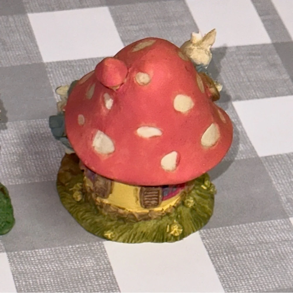 Bunny Rabbits Small Village Figurines Lot of 3 Mushroom Teapot Rabbit Houses